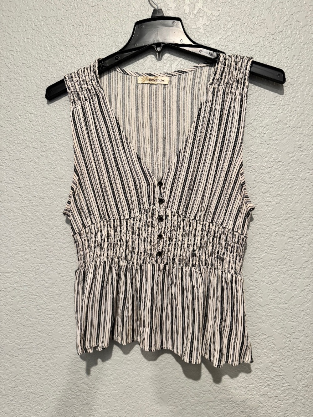 Short sleeve